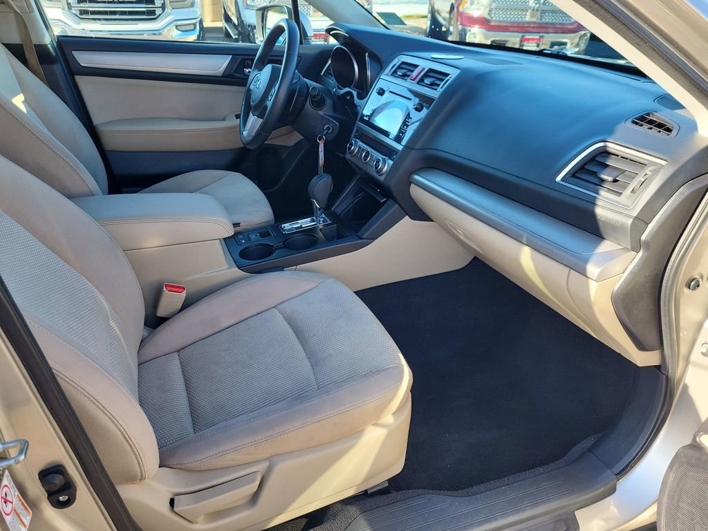 Used 2017 Subaru Outback 2.5i Premium AWD/4WD image 14