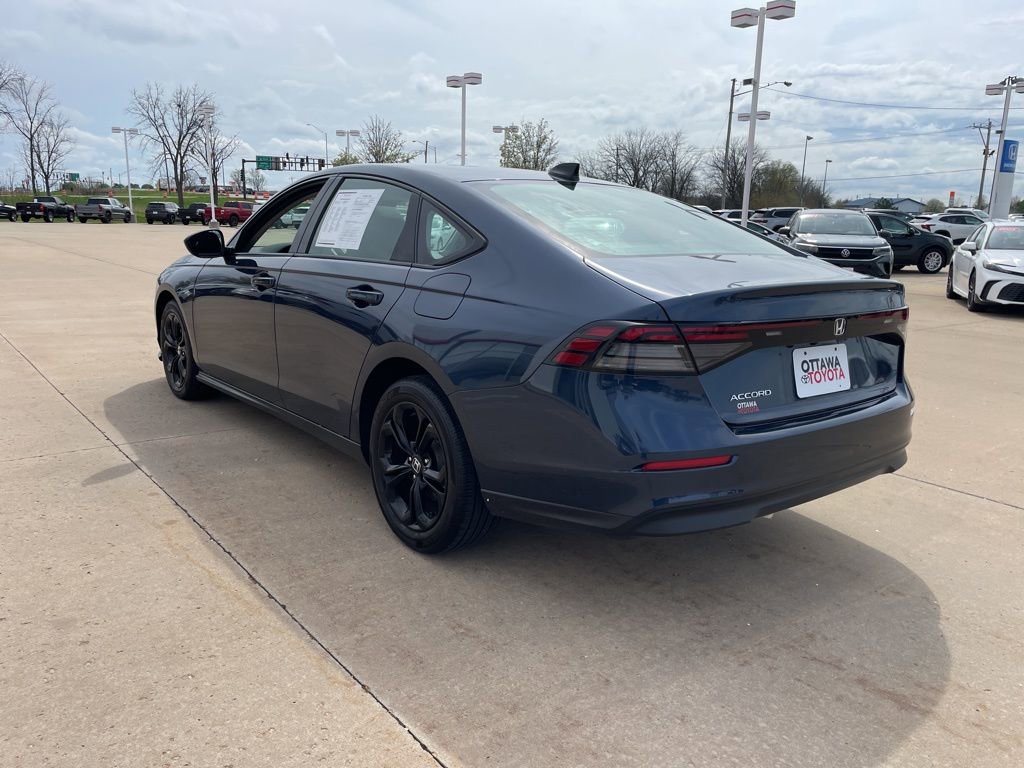 Used 2025 Honda Accord SE image 8