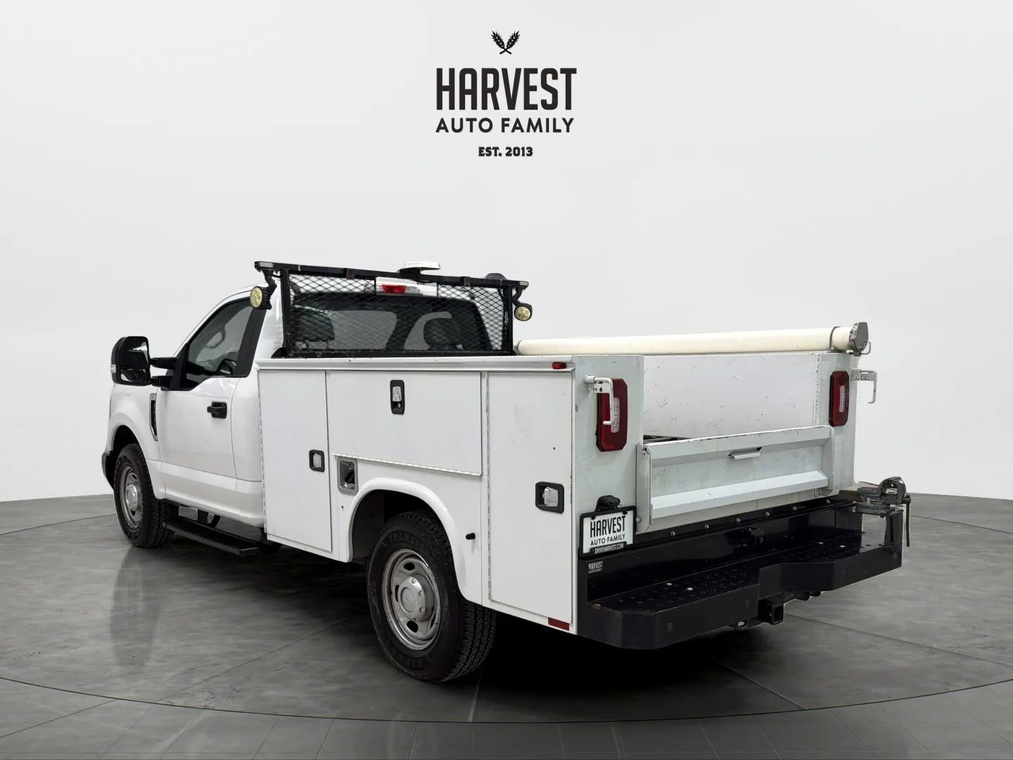 Used 2019 Ford F250 XL w/ Power Equipment Group RWD image 4