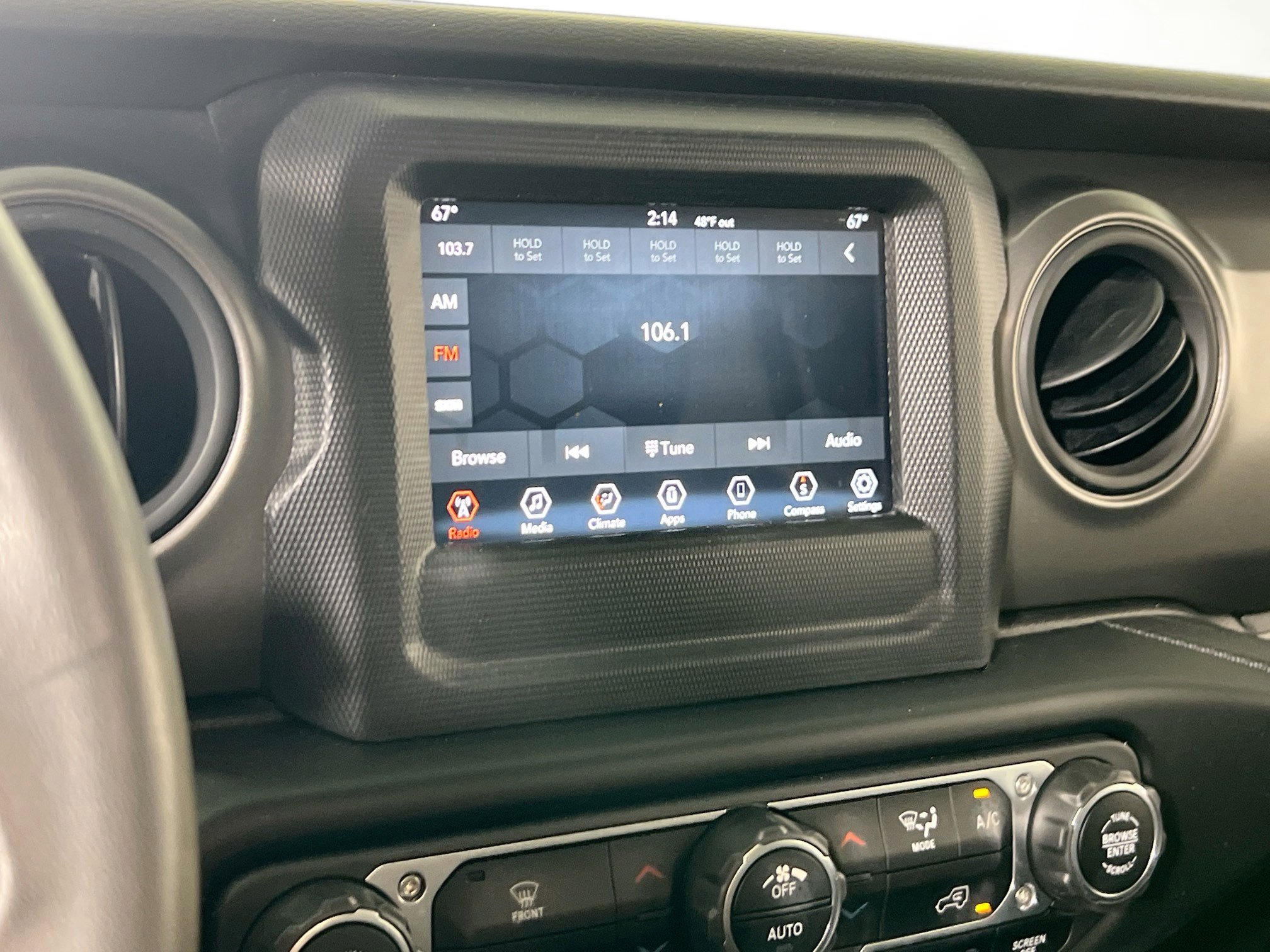 Used 2023 Jeep Gladiator Sport image 14
