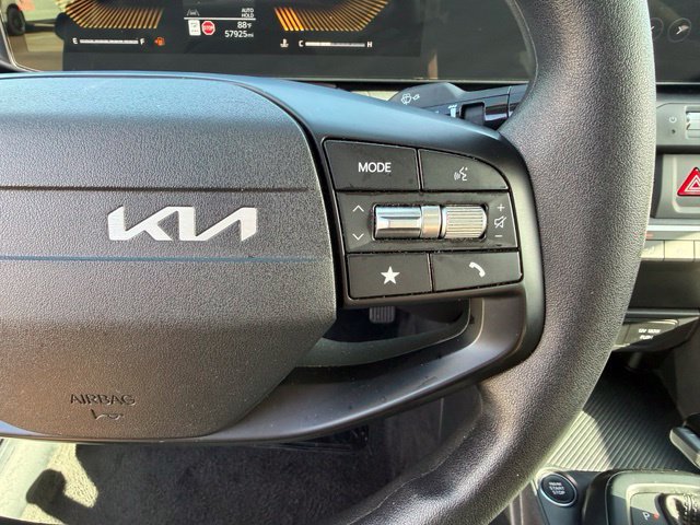 Used 2025 Kia K4 FWD image 15
