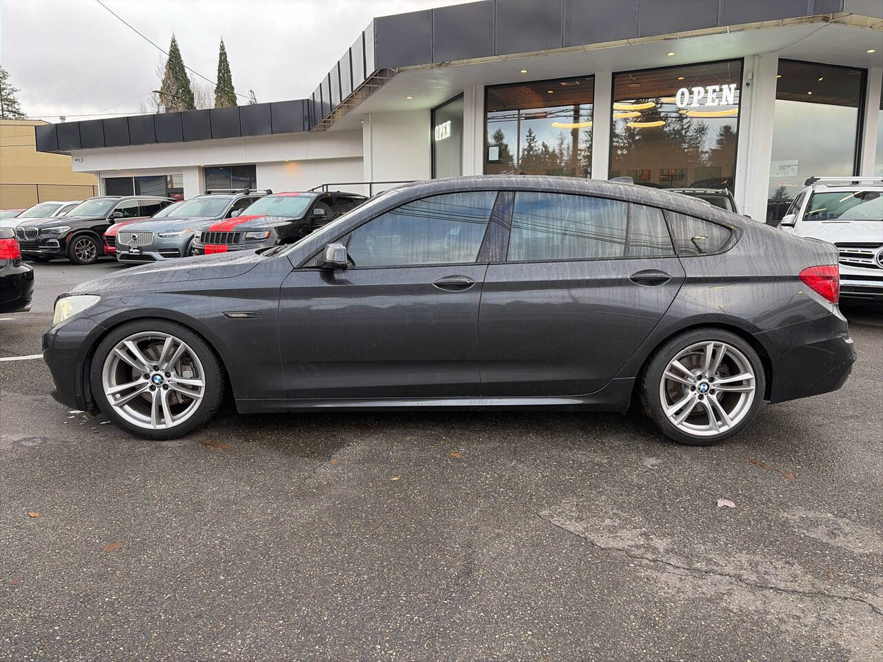 Used 2012 BMW 535i Gran Turismo image 2