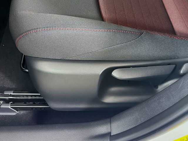 Used 2026 Toyota Corolla SE w/ SE Package image 18