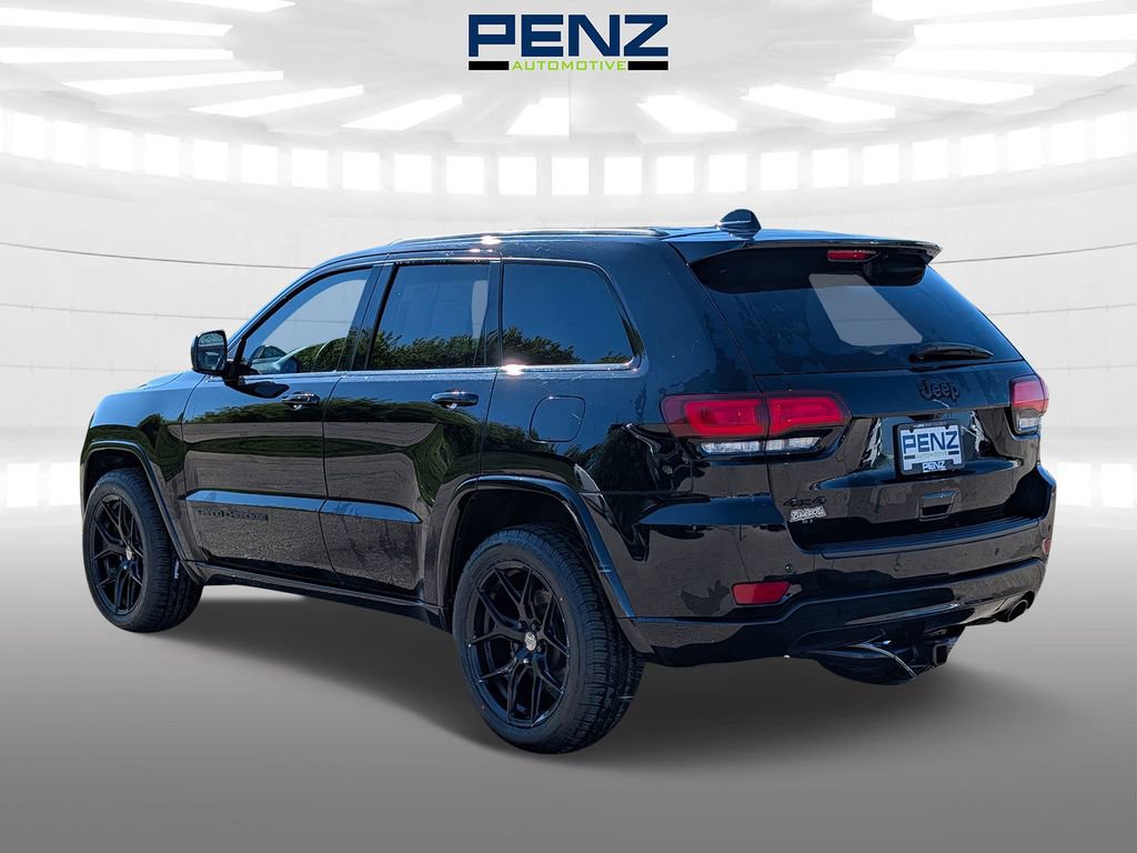 Used 2019 Jeep Grand Cherokee Altitude AWD/4WD image 5