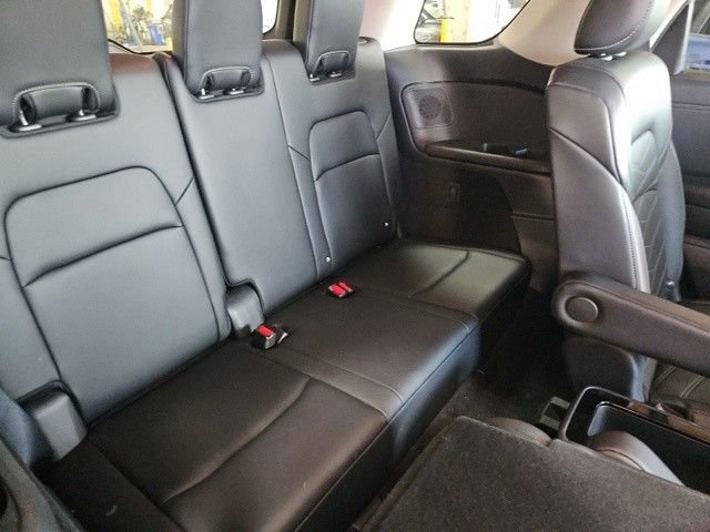 Used 2023 Nissan Pathfinder Platinum AWD/4WD image 13
