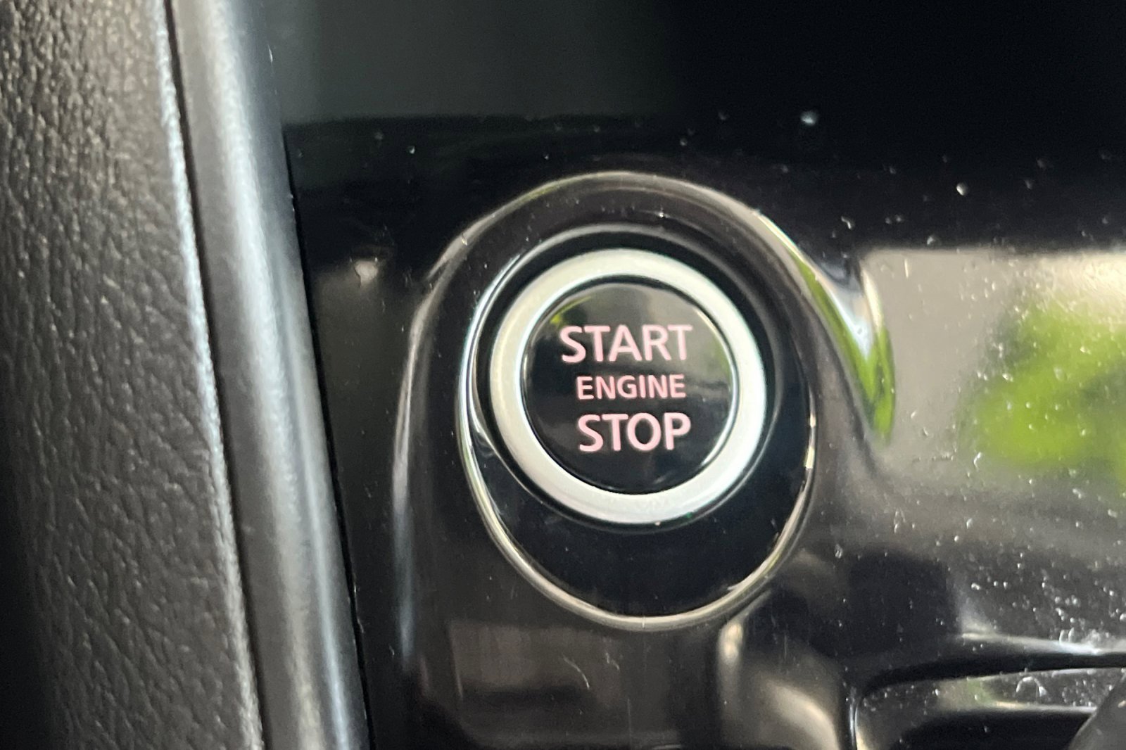 Used 2022 Nissan Kicks S image 19