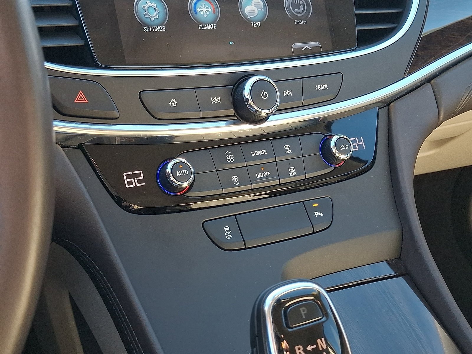 Used 2017 Buick LaCrosse Preferred FWD image 17