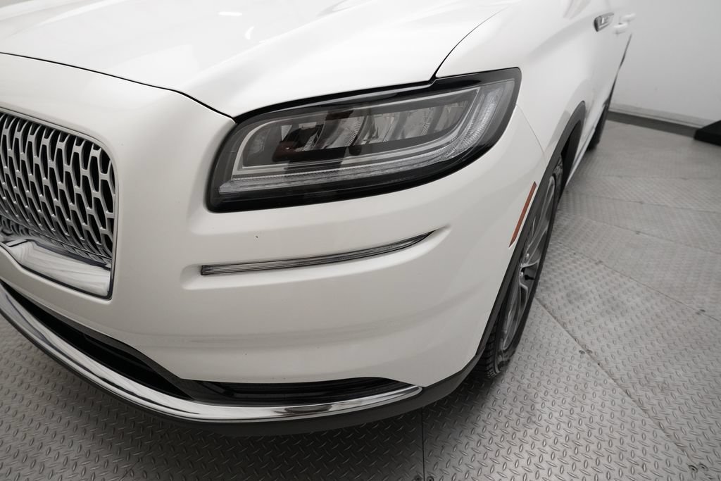 Used 2023 Lincoln Nautilus Reserve w/ Class II Trailer Tow Package AWD/4WD image 23