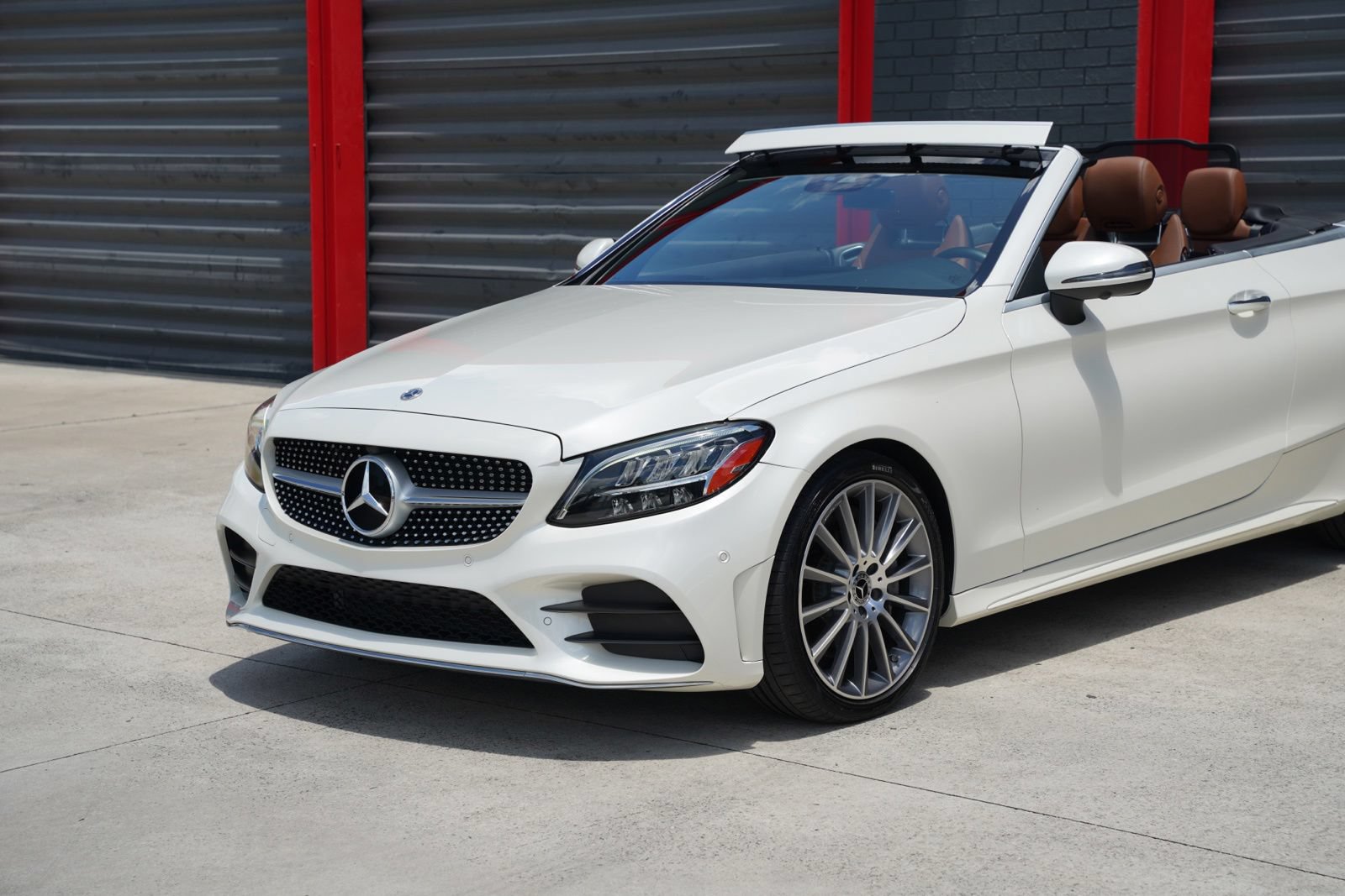 Used 2023 Mercedes-Benz C 300 Cabriolet video 2