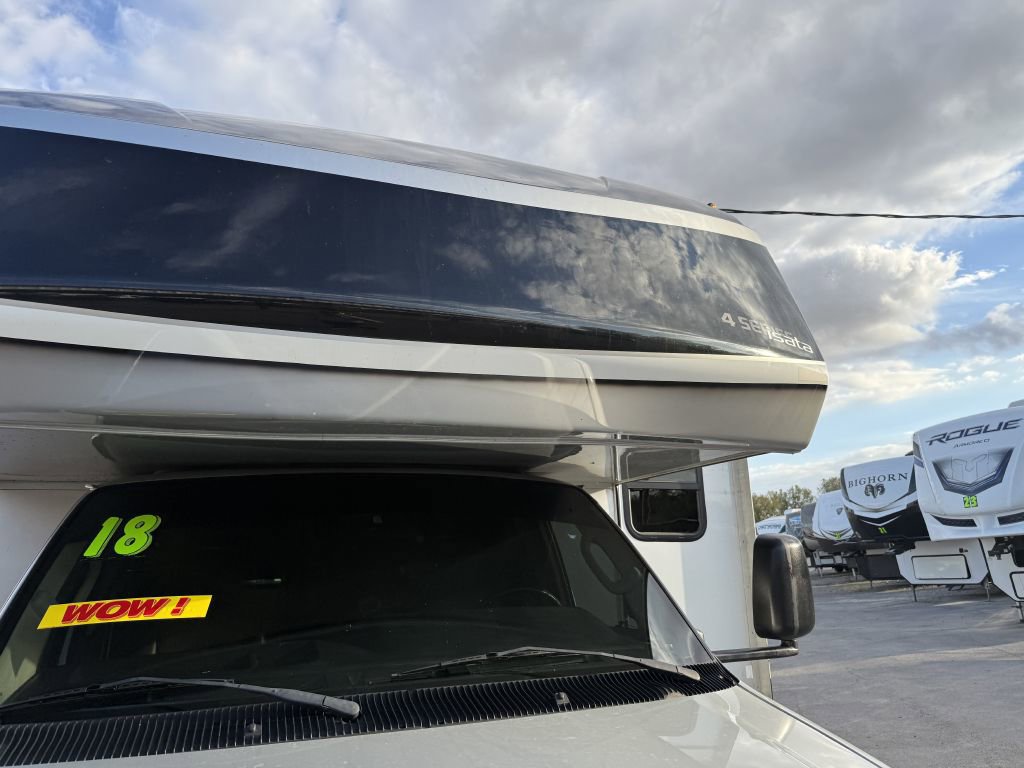Used 2017 Ford E-450 and Econoline 450 Super Duty w/ Motorhome Prep Package RWD image 25
