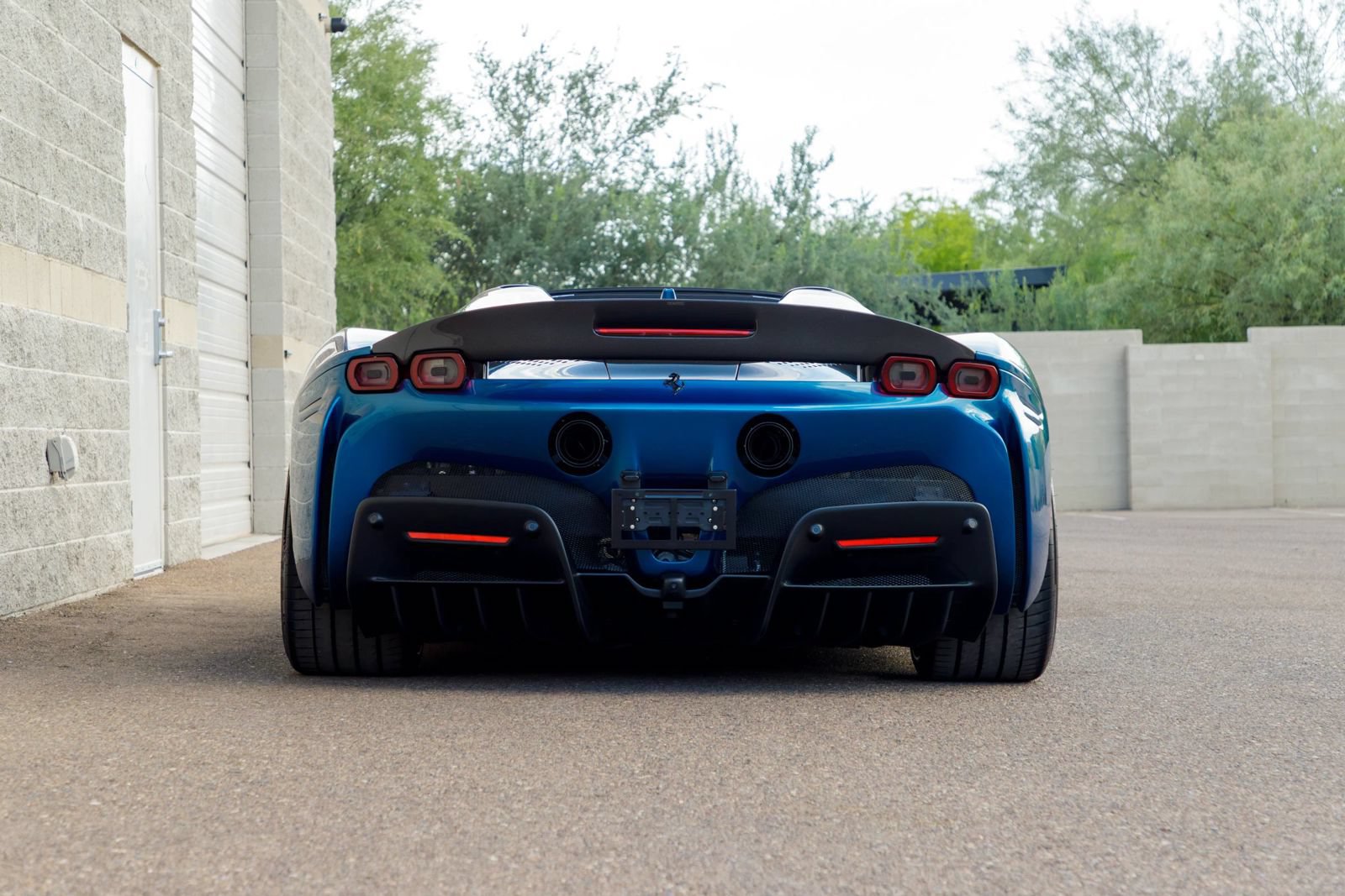 Used 2023 Ferrari SF90 Spider AWD/4WD image 9