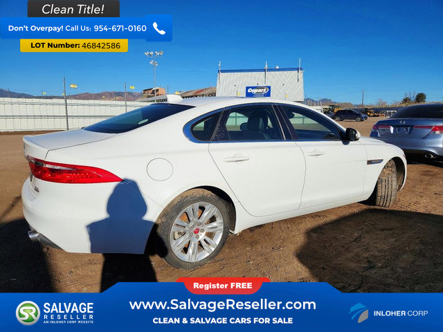 Used 2016 Jaguar XF Premium image 4
