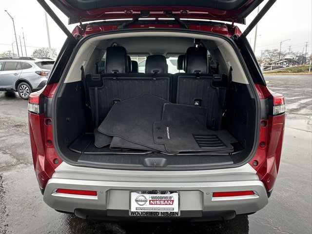 Certified 2023 Nissan Pathfinder SL image 15