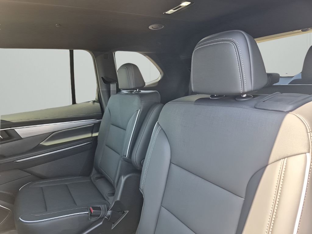 New 2026 Buick Enclave Preferred image 19