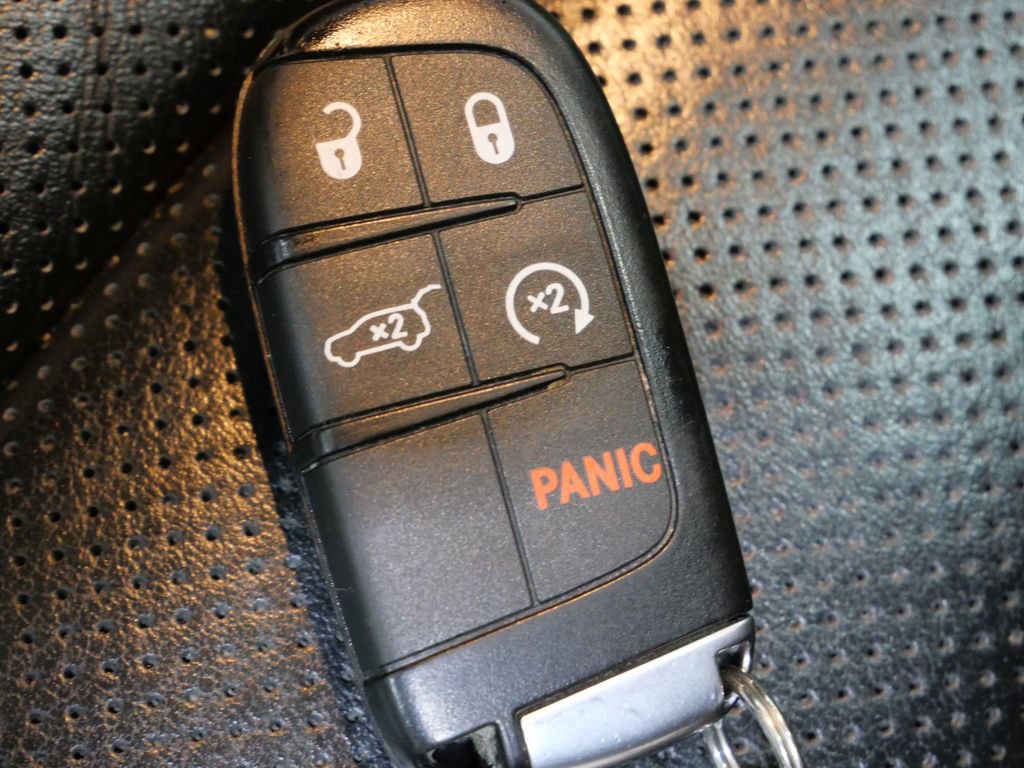 Used 2022 Dodge Durango R/T image 32