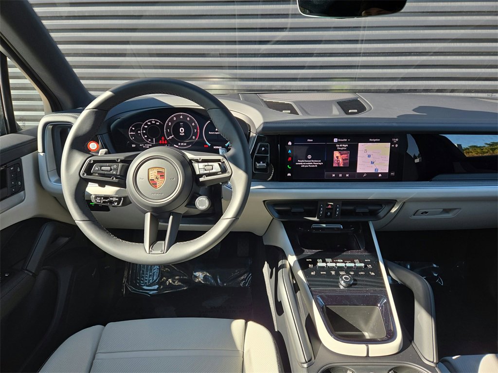 New 2026 Porsche Cayenne image 8