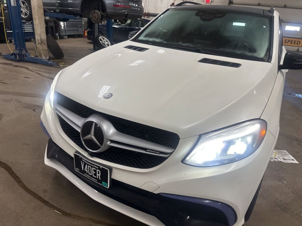 Used 2016 Mercedes-Benz GLE 63 AMG S image 1