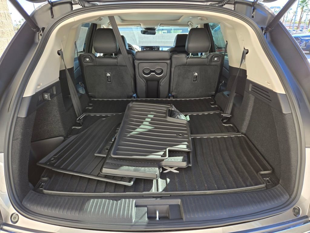 New 2026 Acura MDX SH-AWD image 18