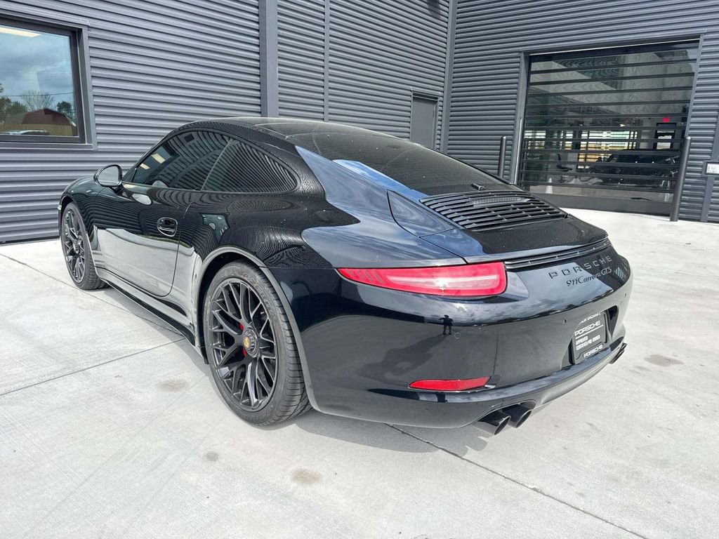 Certified 2016 Porsche 911 Carrera GTS image 3