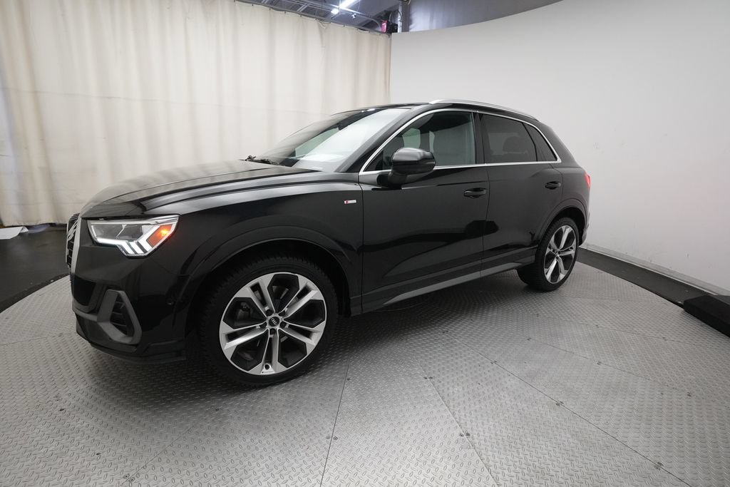 Used 2019 Audi Q3 2.0T Prestige w/ Prestige Package
