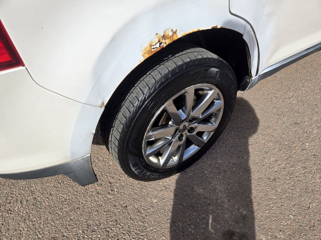 Used 2011 Ford Edge Limited w/ 301A Rapid Spec Order Code image 10