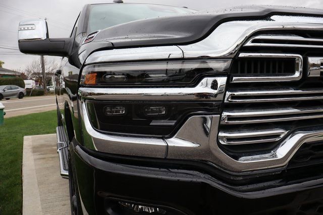 Used 2025 RAM 2500 Laramie image 5
