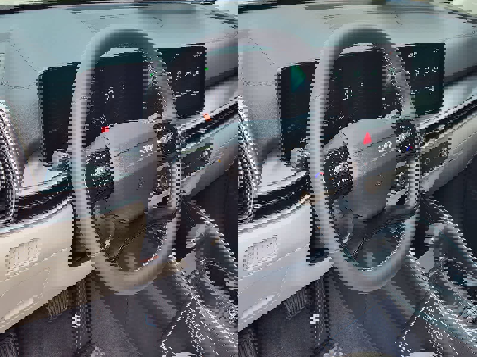 New 2026 Kia Sorento S w/ S Panoramic Sunroof Package FWD image 11