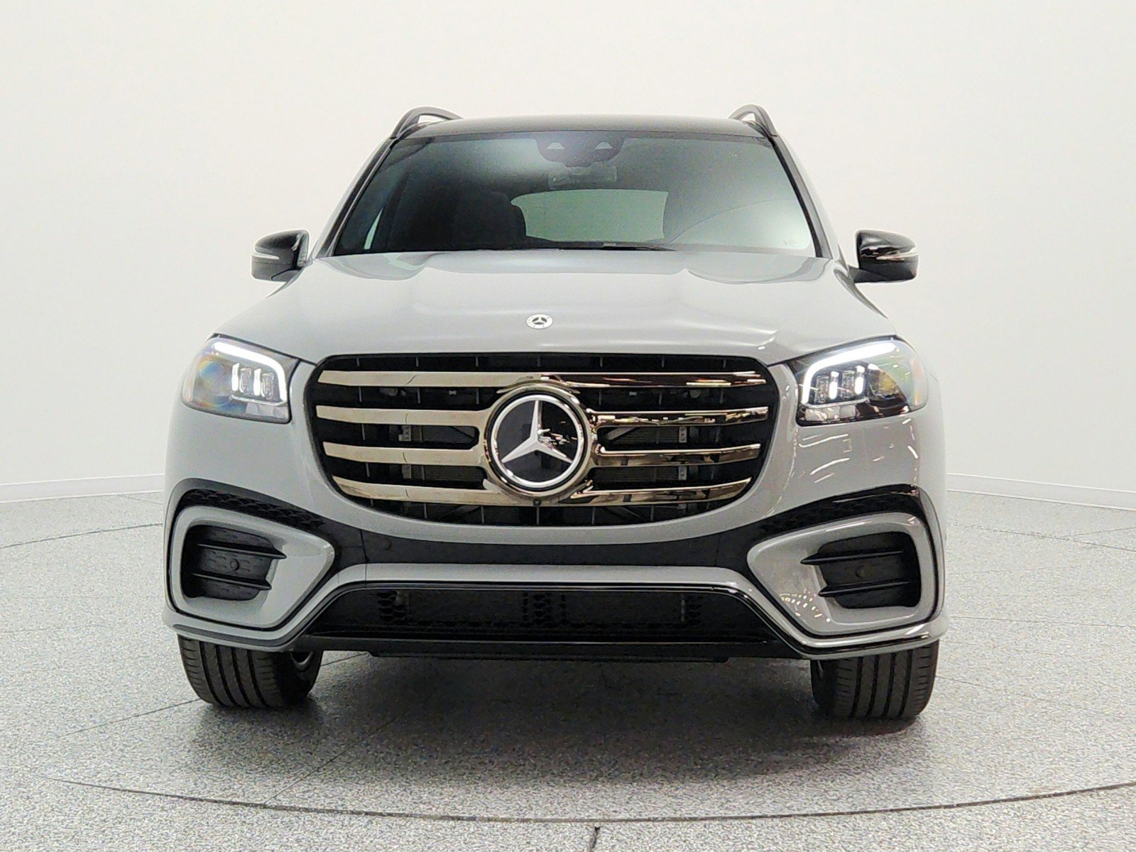 New 2026 Mercedes-Benz GLS 450 4MATIC image 2