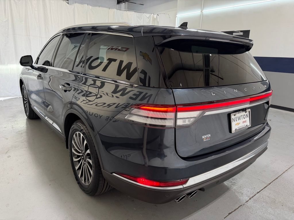Used 2021 Lincoln Aviator Reserve w/ Elements Package Plus AWD/4WD image 37