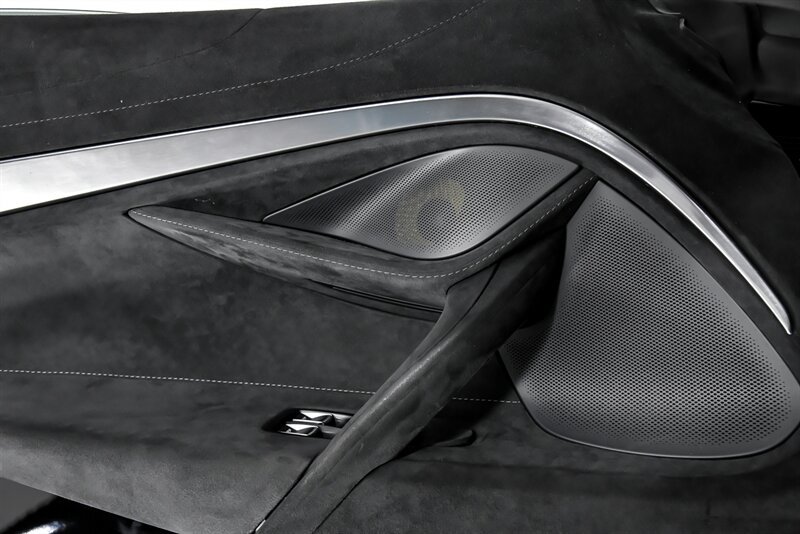 Used 2020 McLaren 720S Spider RWD image 20