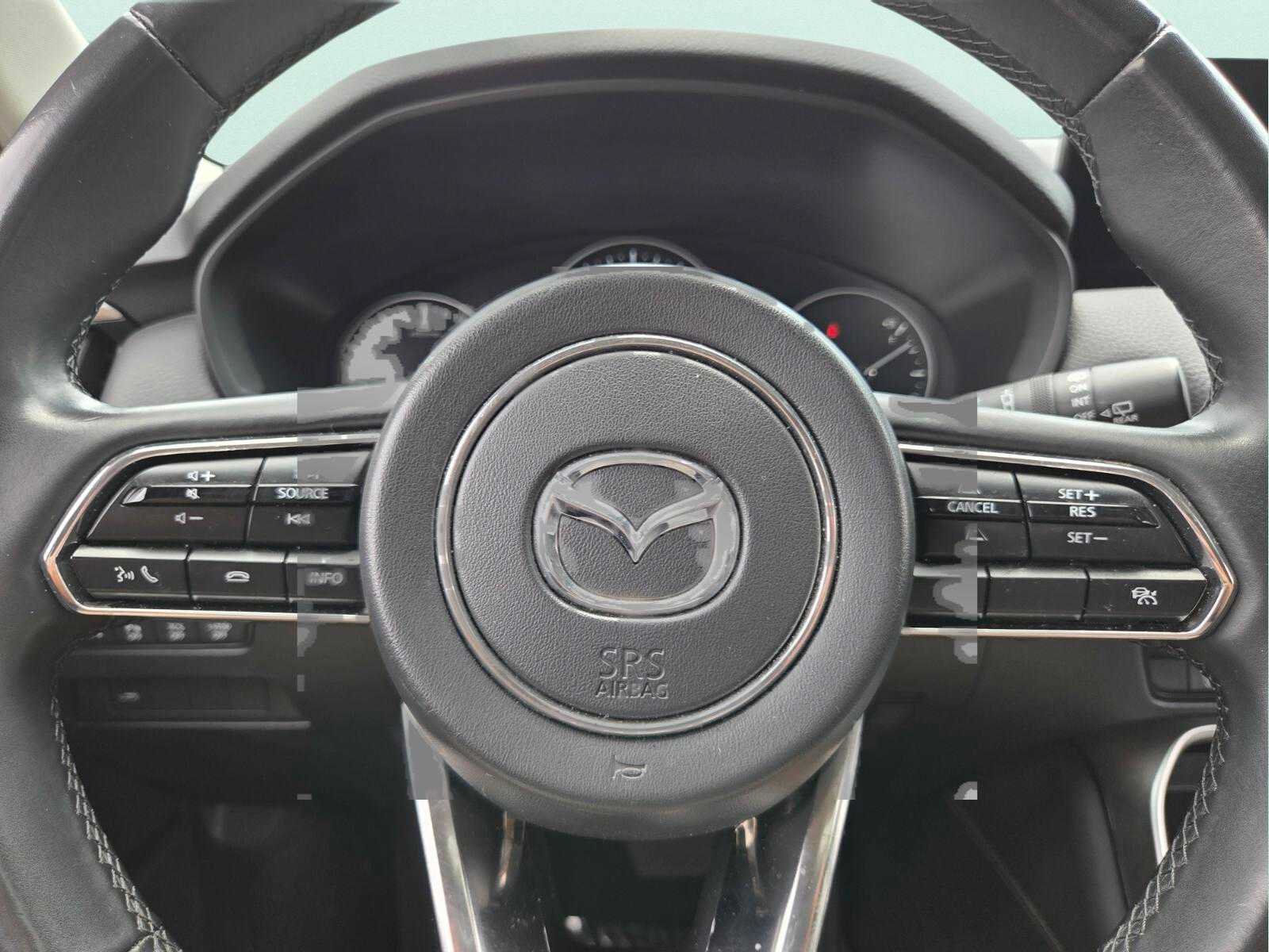 Used 2025 MAZDA CX-70 3.3 Turbo w/ Preferred Package AWD/4WD image 36