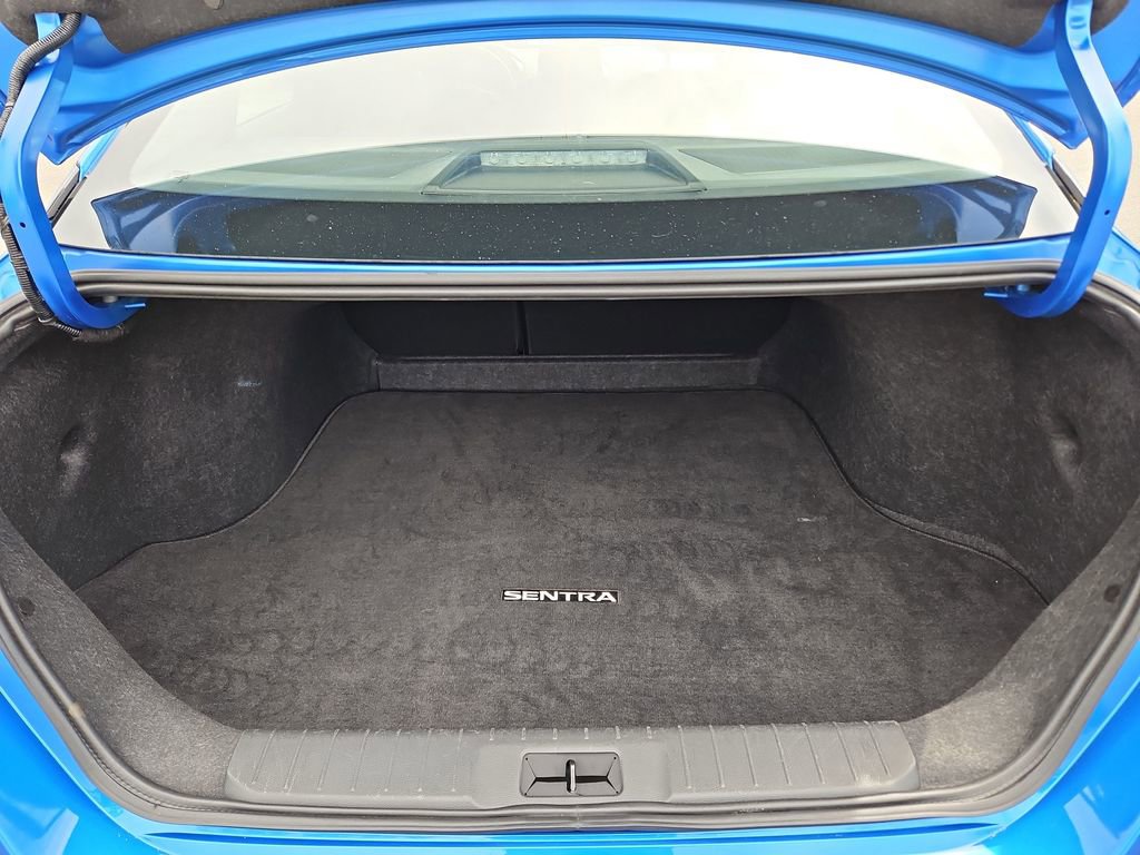 Used 2025 Nissan Sentra SV FWD image 28