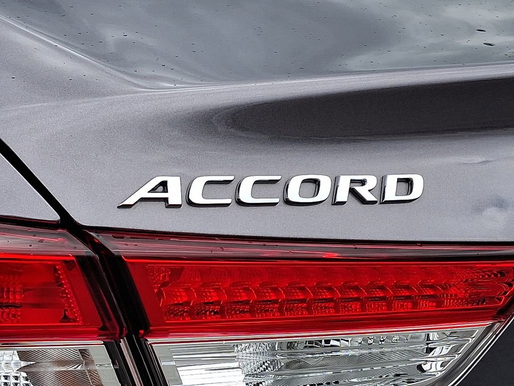 Used 2018 Honda Accord EX-L image 31
