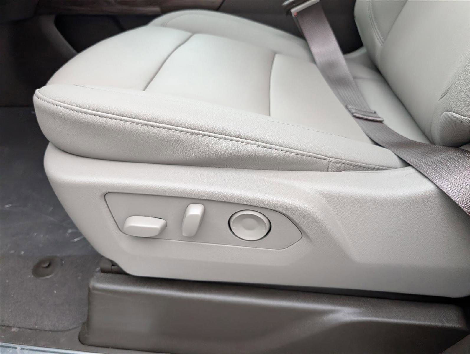 New 2026 Chevrolet Silverado 1500 RST w/ RST All Star Premium Package image 18