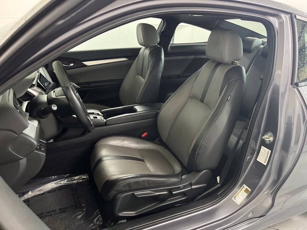 Used 2016 Honda Civic Touring image 18