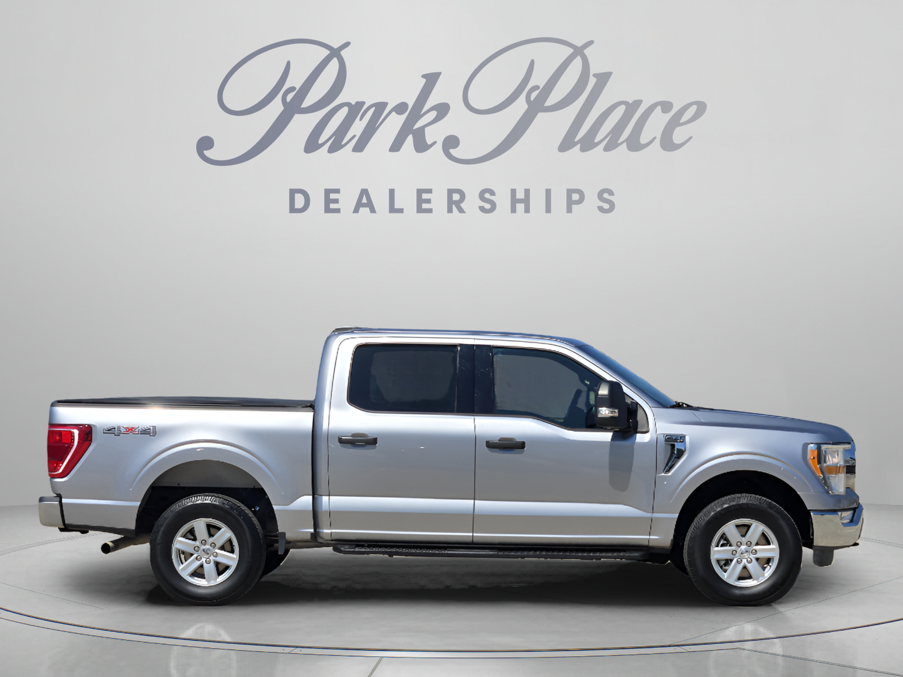 Used 2022 Ford F150 XLT w/ Equipment Group 301A Mid AWD/4WD image 5