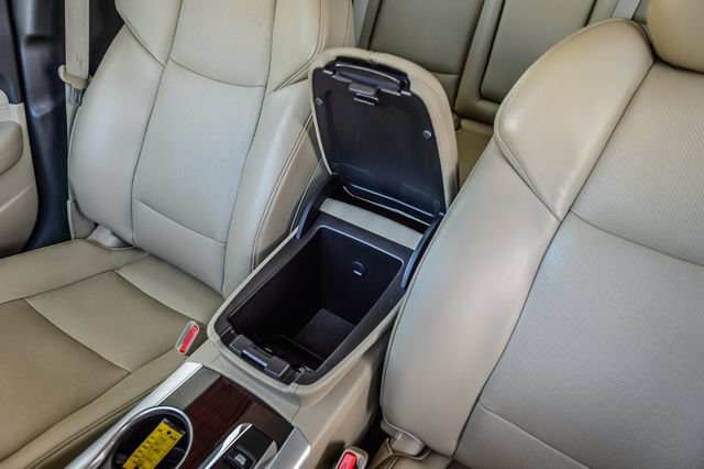 Used 2017 Acura TLX w/ Technology Package FWD image 37