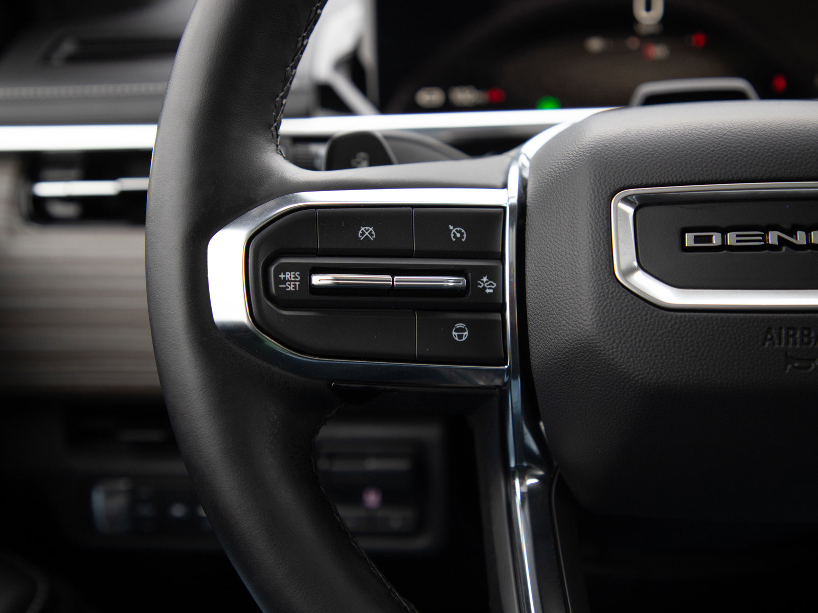 Used 2025 GMC Sierra EV Denali image 26