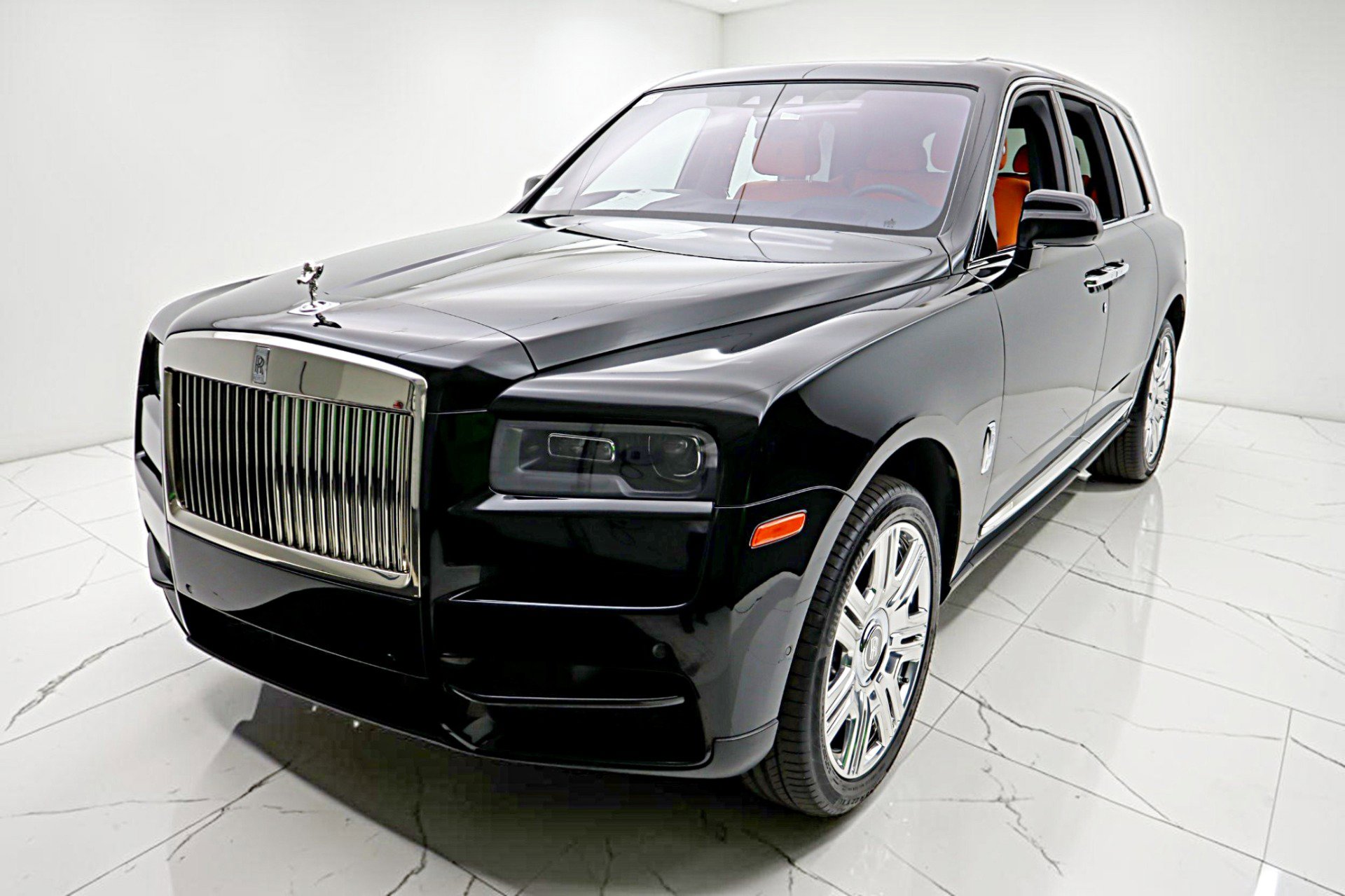 Used 2022 Rolls-Royce Cullinan AWD/4WD image 17