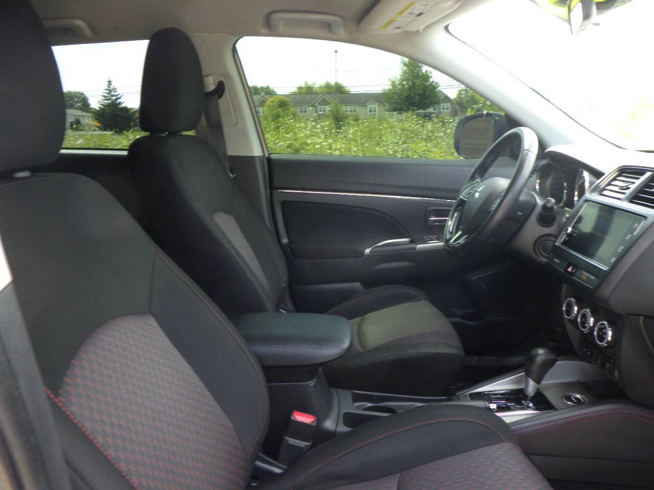 Used 2019 Mitsubishi Outlander Sport ES AWD/4WD image 16