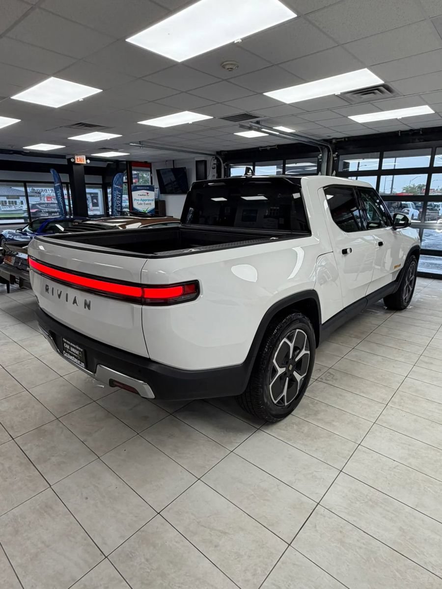 Used 2022 Rivian R1T Adventure AWD/4WD image 4