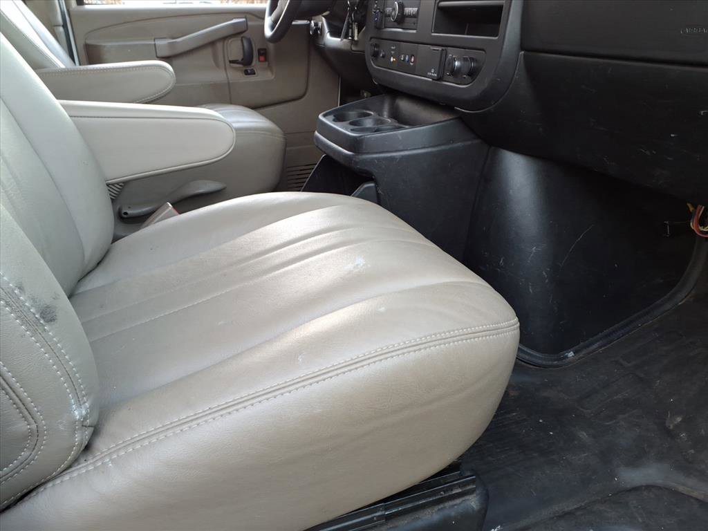 Used 2020 Chevrolet Express 2500 image 9
