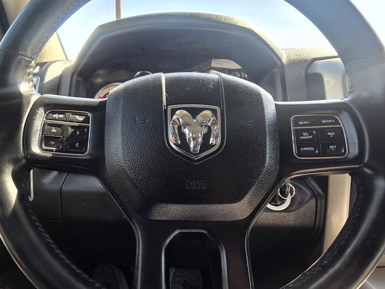 Used 2018 RAM 1500 SLT image 22