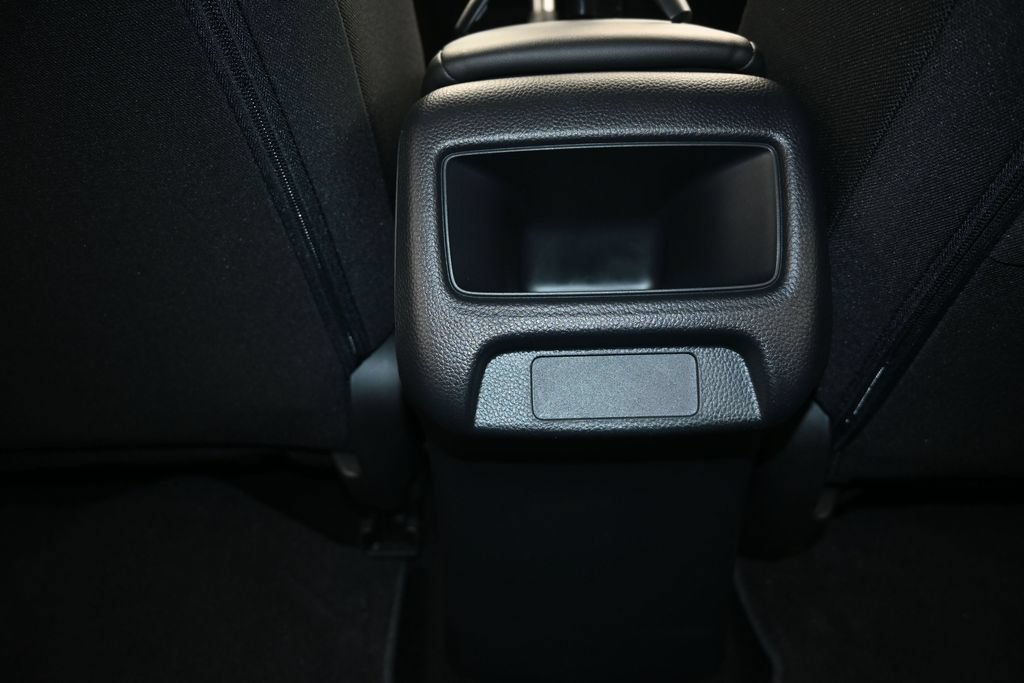 Used 2023 Honda HR-V LX image 11