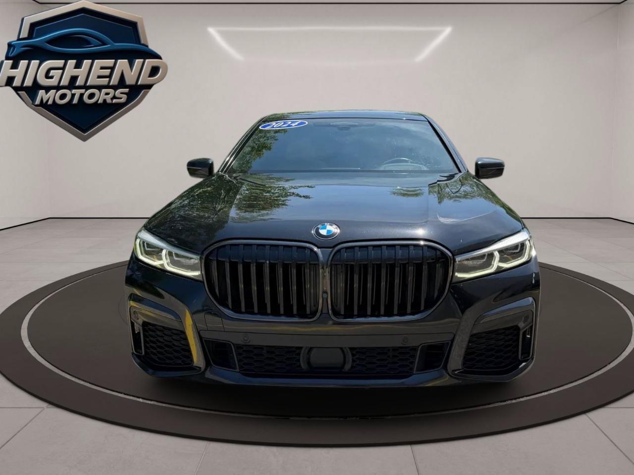 Used 2022 BMW 750i xDrive w/ Luxury Rear Seating Package AWD/4WD image 9