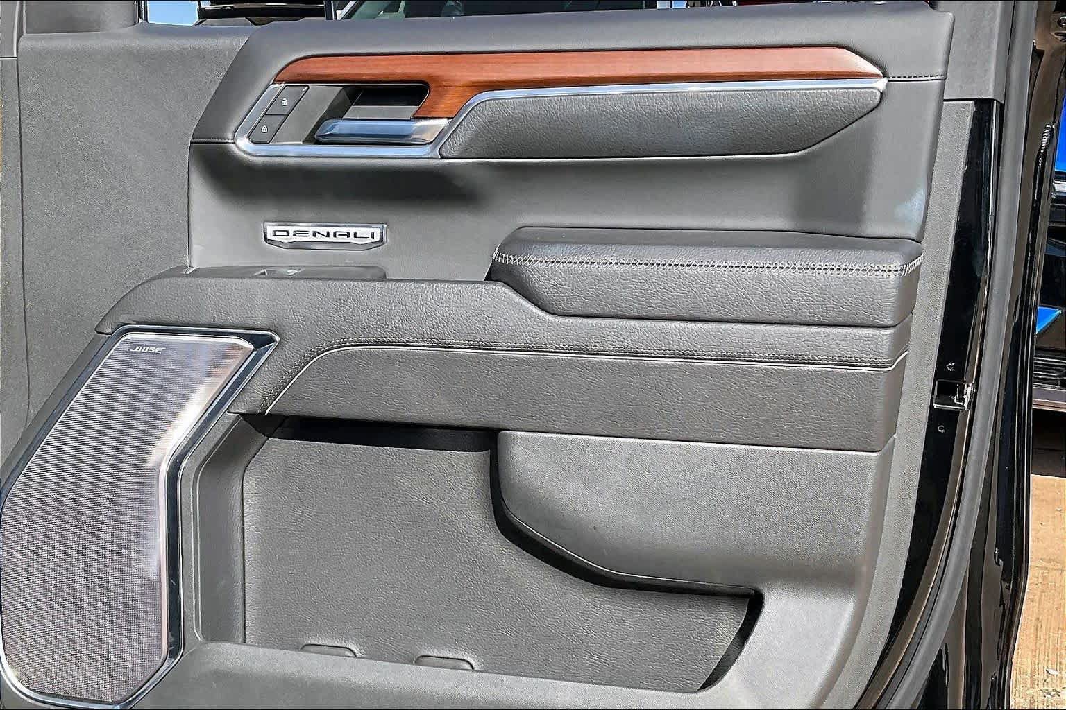 Used 2023 GMC Sierra 1500 Denali AWD/4WD image 22