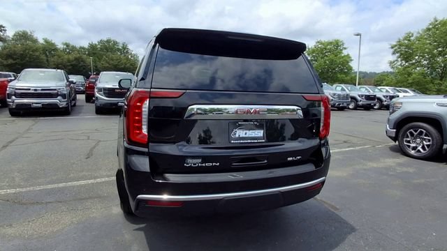 Used 2022 GMC Yukon XL SLT w/ SLT Premium Package AWD/4WD image 7