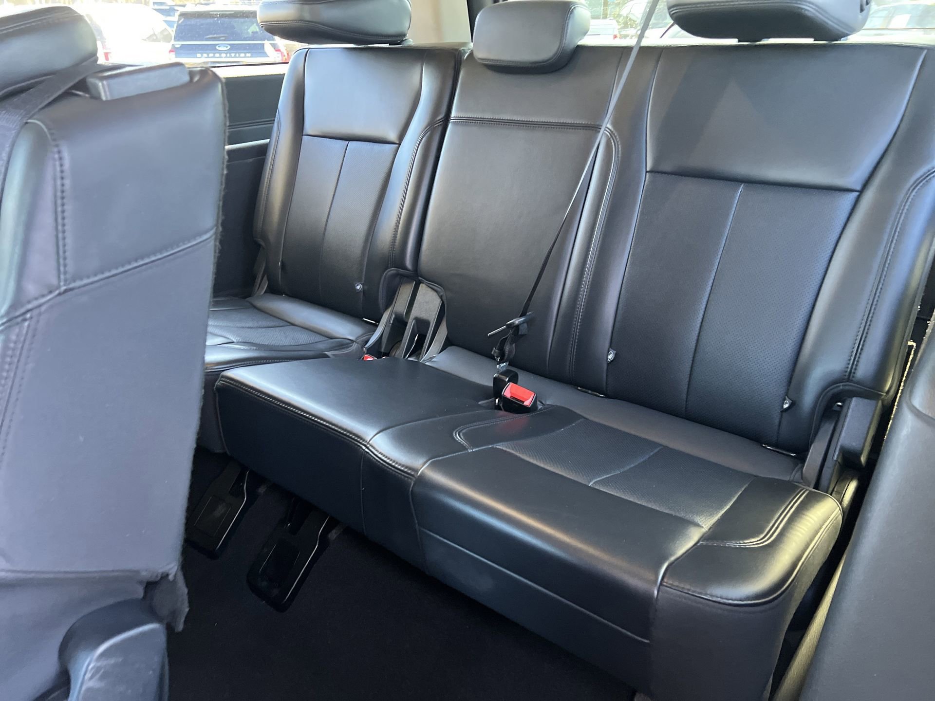 Certified 2024 Ford Expedition Max XLT image 22