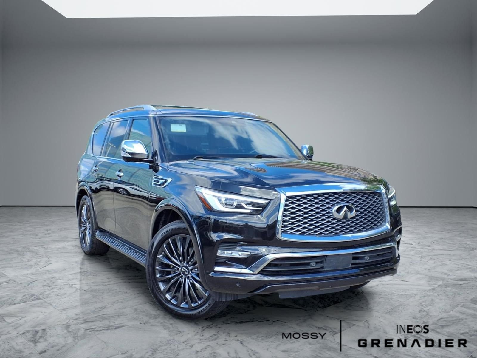 Used 2022 INFINITI QX80 Sensory w/ Cargo Package RWD image 1