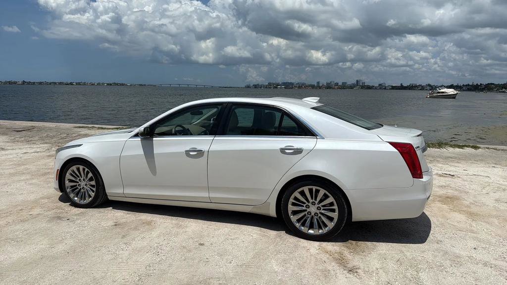 Used 2016 Cadillac CTS Luxury image 2